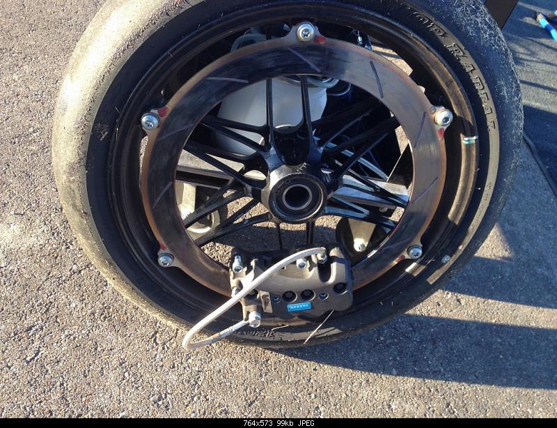 Click image for larger version. 

Name:	1190 rs front wheel.jpg 
Views:	347 
Size:	99.0 KB 
ID:	150
